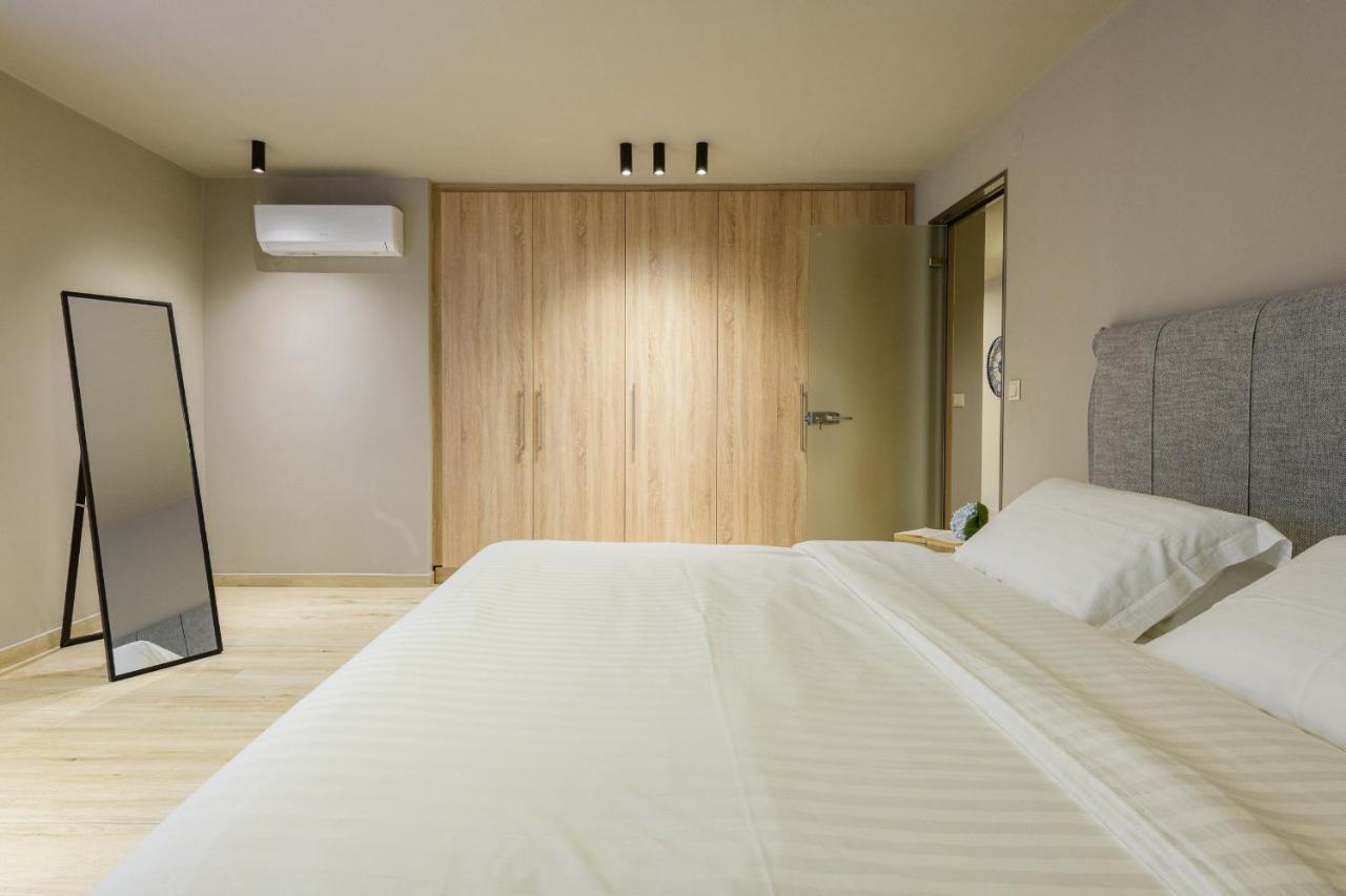 Louloudis Apartments Complex ลีเมนาส ภายนอก รูปภาพ