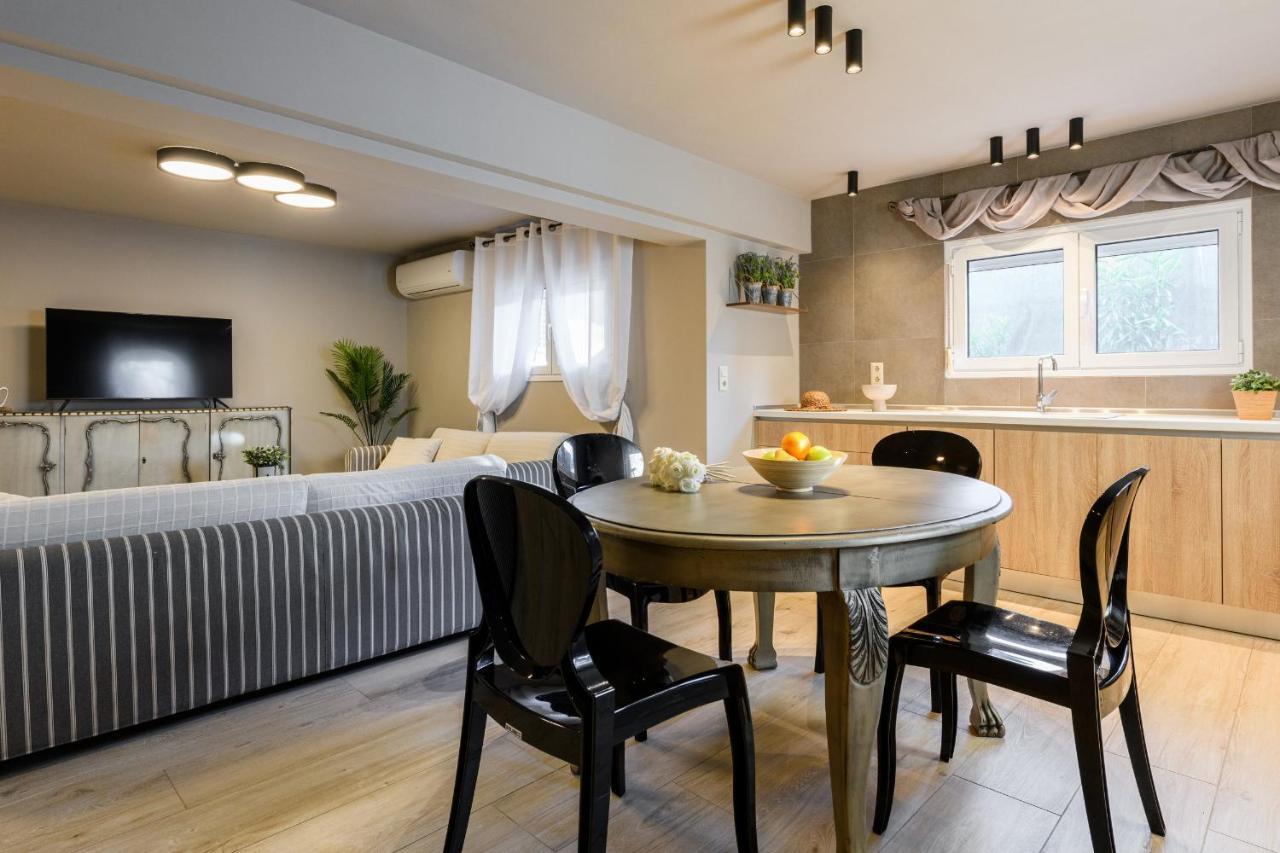 Louloudis Apartments Complex ลีเมนาส ภายนอก รูปภาพ