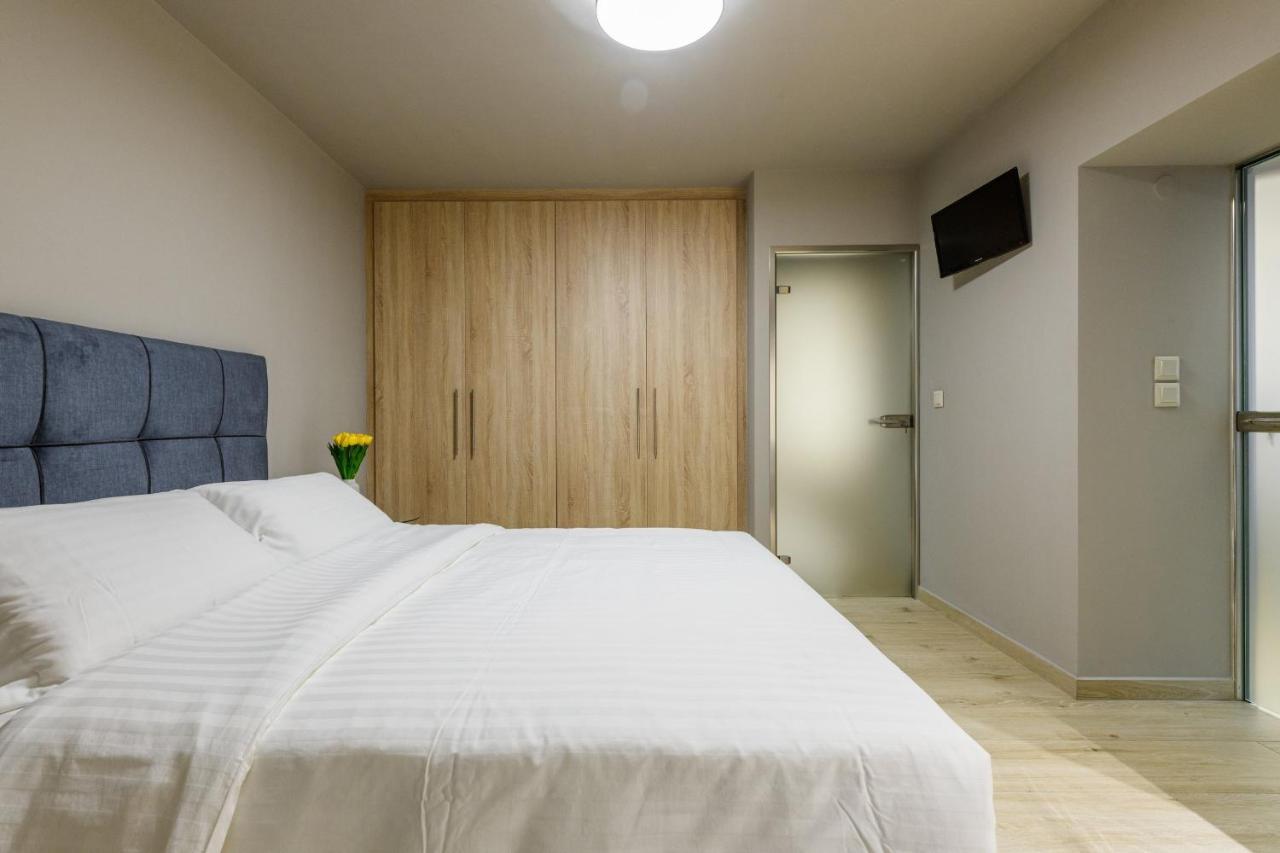Louloudis Apartments Complex ลีเมนาส ภายนอก รูปภาพ
